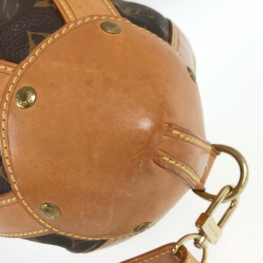 LOUIS VUITTON Shoulder Bag | AlmaBagz - Image 4