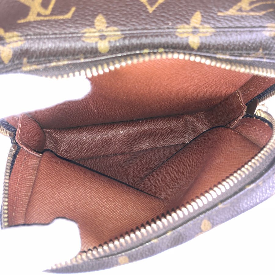 LOUIS VUITTON Shoulder Bag | AlmaBagz - Image 9
