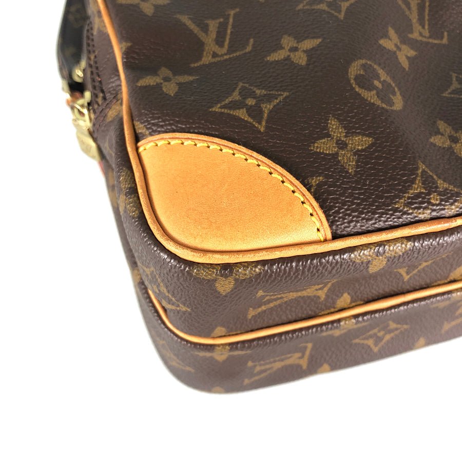 LOUIS VUITTON Shoulder Bag | AlmaBagz - Image 4