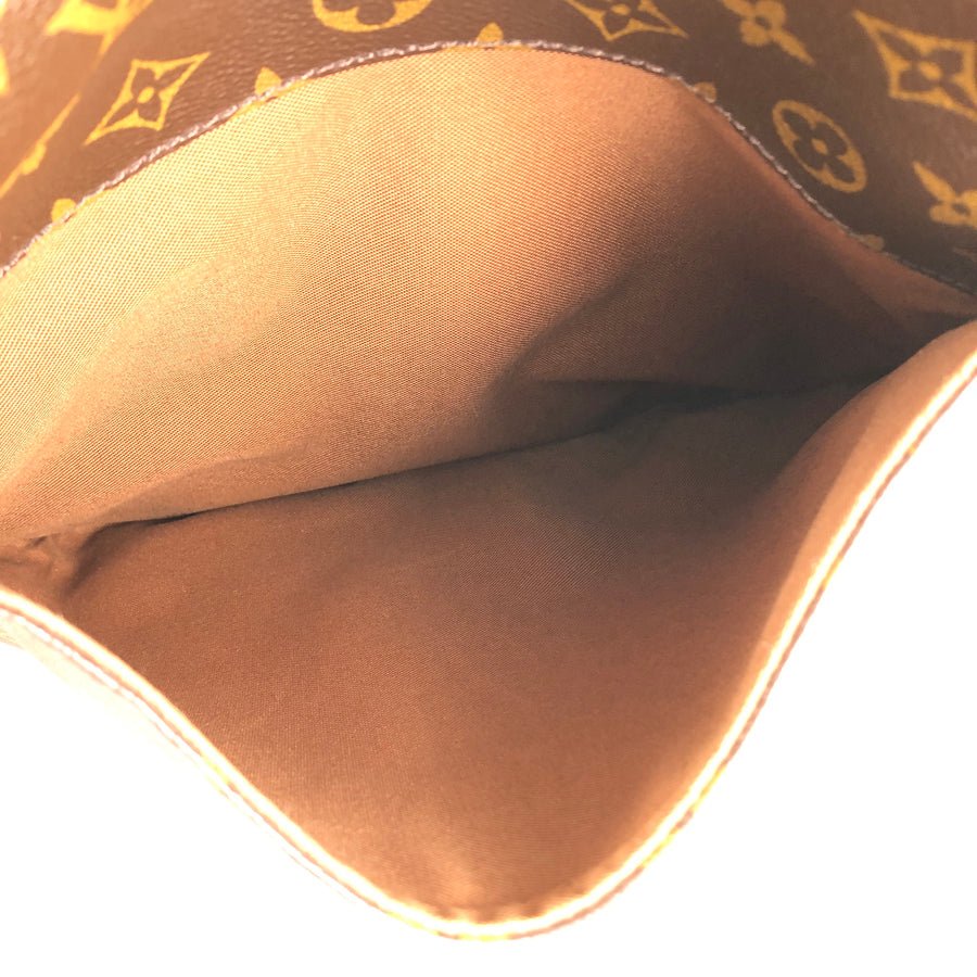 LOUIS VUITTON Shoulder Bag | AlmaBagz - Image 9