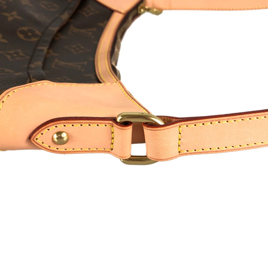 LOUIS VUITTON Shoulder Bag | AlmaBagz - Image 12
