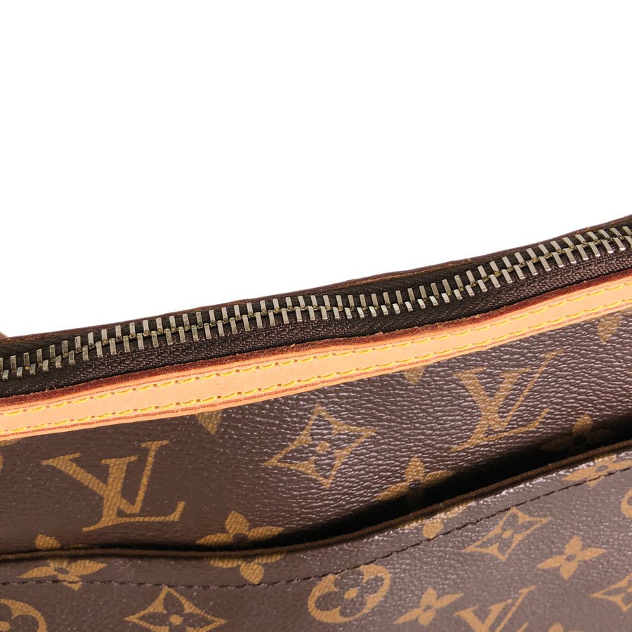 LOUIS VUITTON Shoulder Bag | AlmaBagz - Image 7