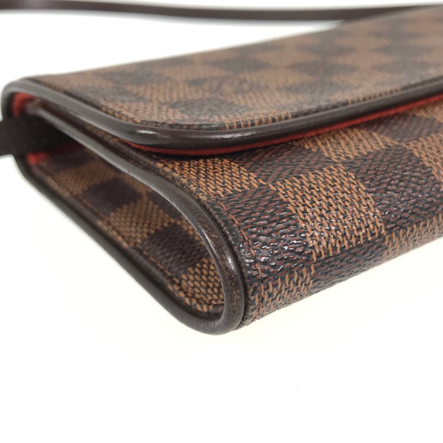 LOUIS VUITTON Shoulder Bag | AlmaBagz - Image 4