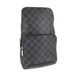 LOUIS VUITTON body bag | AlmaBagz