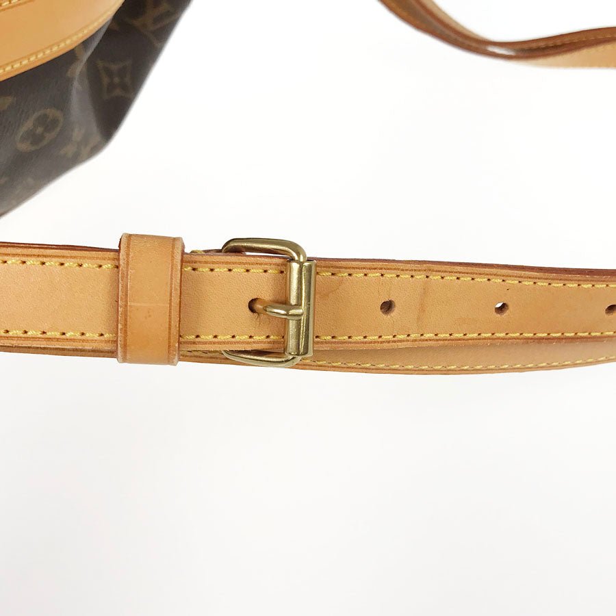 LOUIS VUITTON Shoulder Bag | AlmaBagz - Image 10