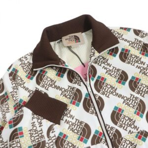 GUCCI Jersey Outer: 55% polyester, Outer: 45% cotton, Lining: 100% polyester, Part: 93% polyester, Part: 5% polyamide, Part: 2% elastane White type mens S Used | AlmaBagz