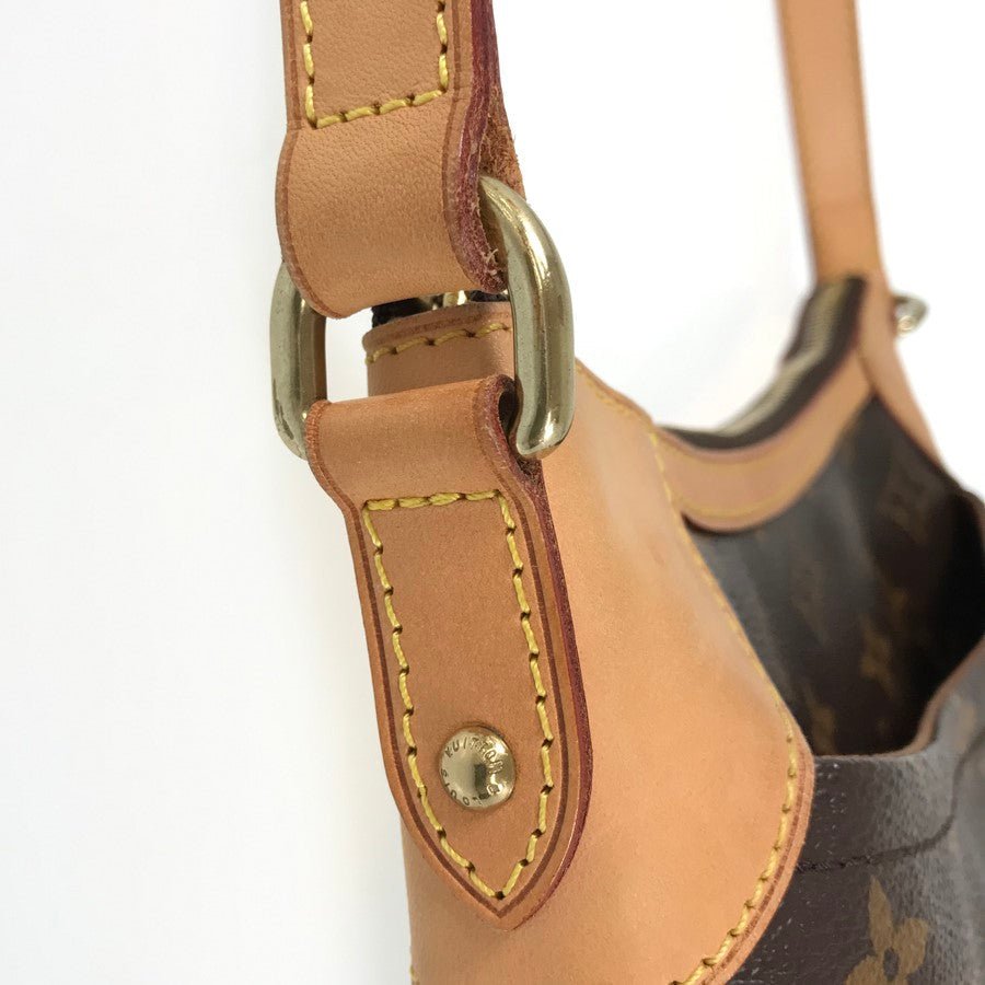 LOUIS VUITTON Shoulder Bag | AlmaBagz - Image 12