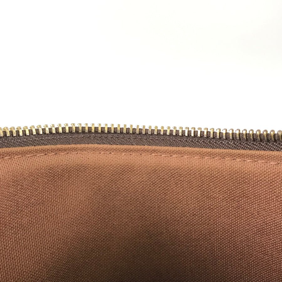 LOUIS VUITTON Shoulder Bag | AlmaBagz - Image 16