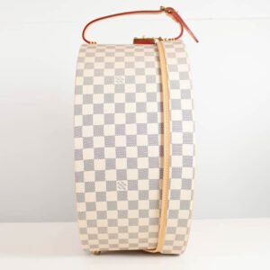 LOUIS VUITTON Damier Azur canvas Boite Chapeaux Hat Box 40 with natural cowhide leather, adjustable top handle and polished brass hardware. | AlmaBagz