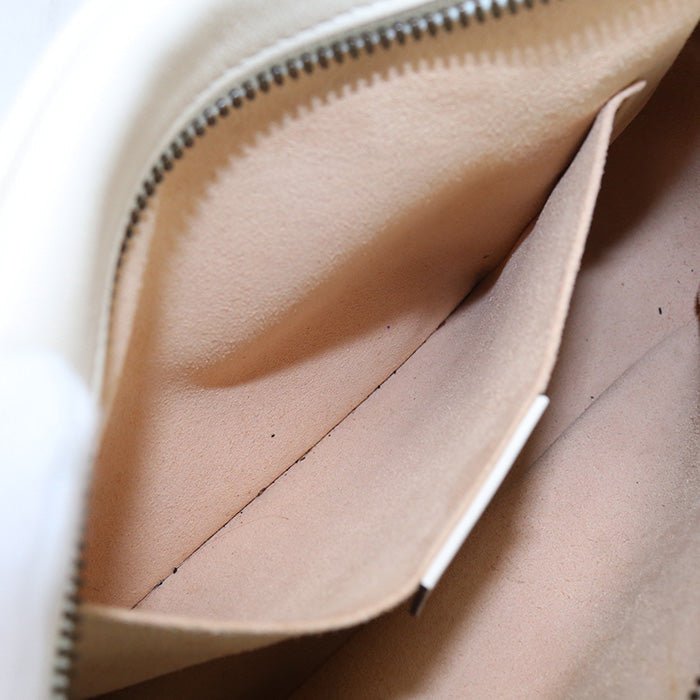 GUCCI 447632 Small Shoulder Bag GG Marmont Diagonal sling leather white Women | AlmaBagz - Image 4