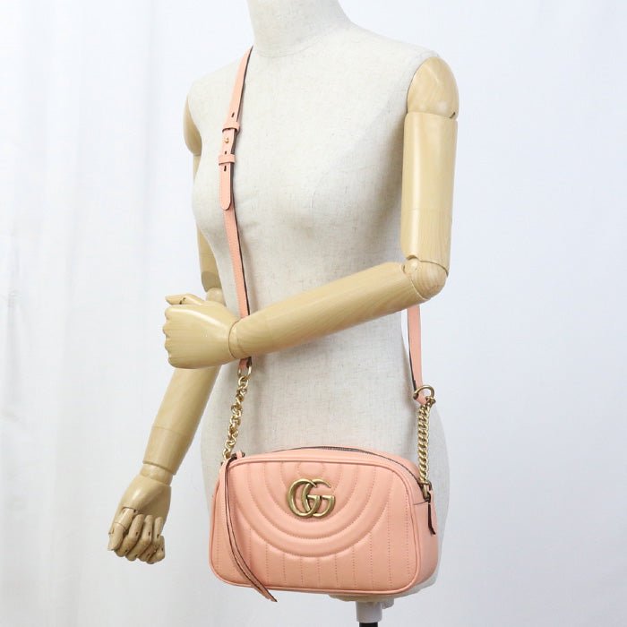 GUCCI GU89433 Small camera bag GG Marmont Shoulder Bag pink Women | AlmaBagz