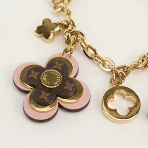 LOUIS VUITTON M63086 Blooming flower Bag charm Chain metal gold Women | AlmaBagz