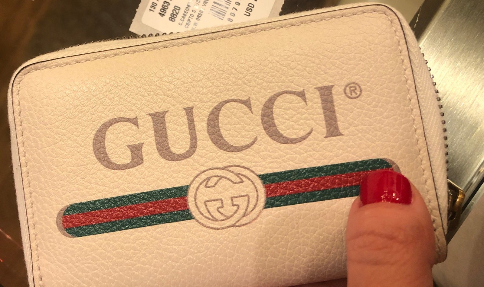 Gucci 80s Small Zip Around Card Case in White | AlmaBagz