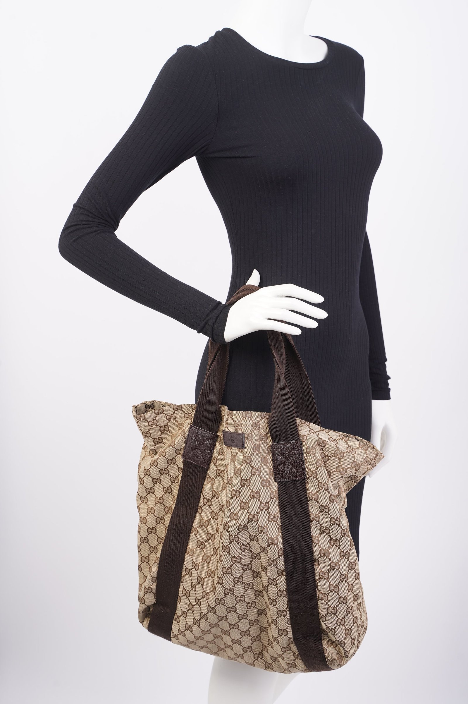 Gucci Tote Bag Supreme Canvas | AlmaBagz